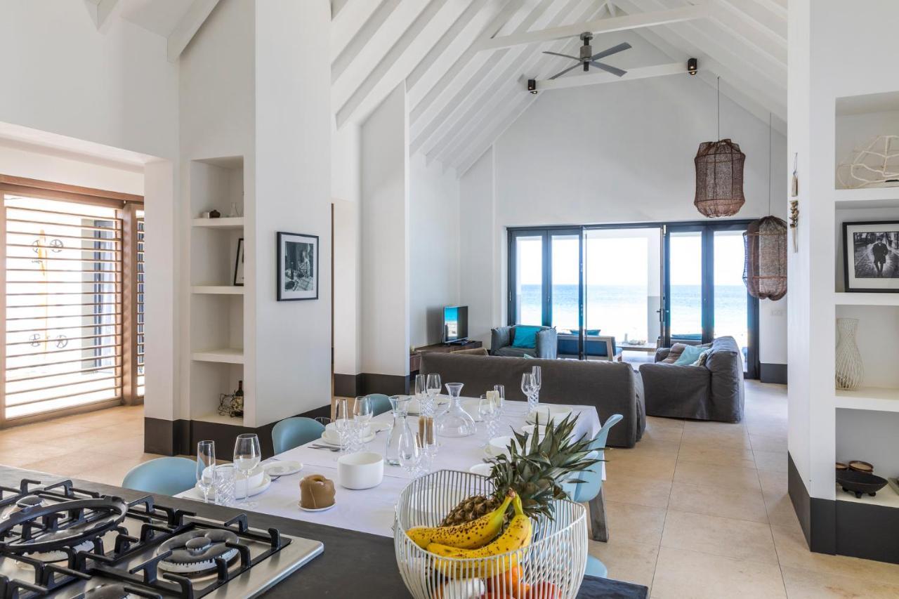 Oceanfront 72 & Sunny Villa Kralendijk Buitenkant foto